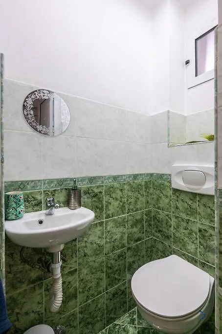 Spacious 3Bd Central Apartment Sofia